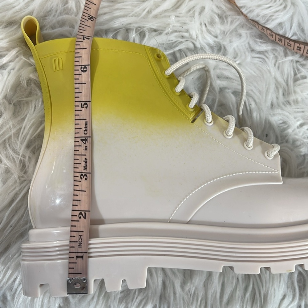 MELISSA Coturno Boots Beige & Yellow Scented Rain Boots Size 9 VEGAN NEW - Picture 14 of 16